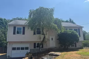 753 Evergreen Ave, Hamden, CT 06518 - Photo 1