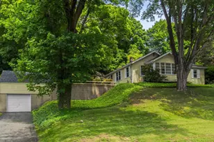 145 Main St, Essex, CT 06442 - Photo 1