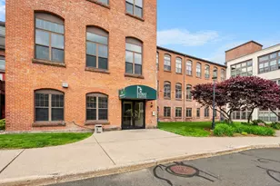 33 Mechanic St, Windsor, CT 06095 - Photo 1