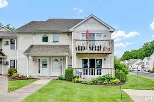 43 Millbrook Ct, Newington, CT 06111 - Photo 1