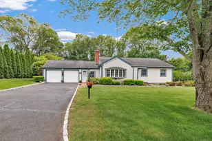 131 Ridgeview Ave, Trumbull, CT 06611 - Photo 1