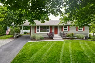 10 Carriage Hill Dr, East Lyme, CT 06357 - Photo 1