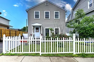 322 Greenfield St, Fairfield, CT 06825 - Photo 1