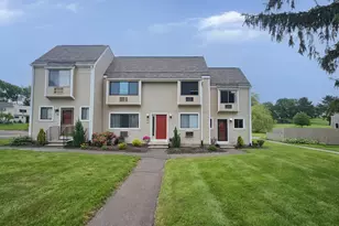 31 Regis Dr, Meriden, CT 06450 - Photo 1