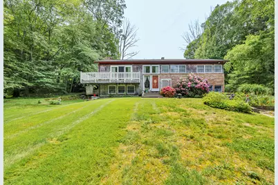 27 North Road, Waterford, CT 06385 - Photo 1