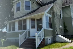 62 Willetts Ave, New London, CT 06320 - Photo 1