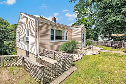 103 Mount Pleasant Street, Derby, CT 06418 - Photo 1