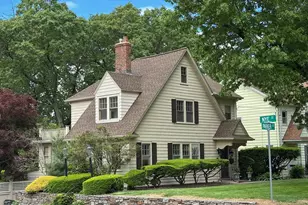 194 Parker St, Manchester, CT 06040 - Photo 1