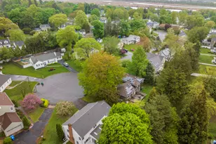 52 Lillibridge Ct, Hamden, CT 06517 - Photo 1