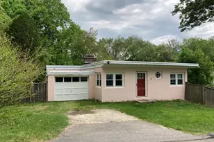 10 Phelps Ln, Deep River, CT 06417 - Photo 1