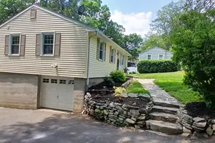 33 Bristol Dr, Canton, CT 06019 - Photo 1