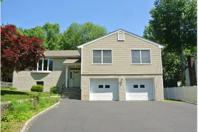 302 Westwood Road, Stamford, CT 06902 - Photo 1