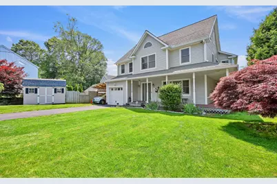 15 Oakledge Circle, Norwalk, CT 06854 - Photo 1