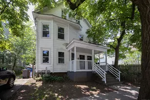 32 Harding Pl, New Haven, CT 06511 - Photo 1