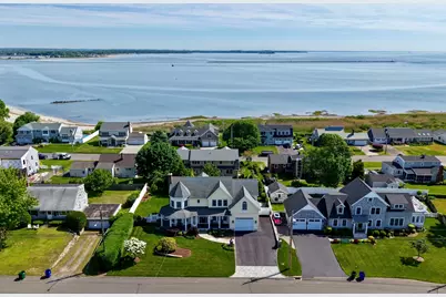 464 Curtis Avenue, Stratford, CT 06615 - Photo 1