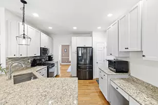 55 Perry Ln, Stratford, CT 06614 - Photo 15