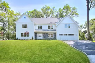 59 Thornhill Rd, Fairfield, CT 06824 - Photo 1