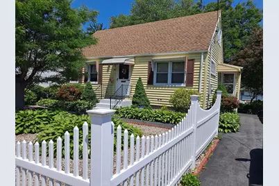 746 Hillside Avenue, Hartford, CT 06106 - Photo 1