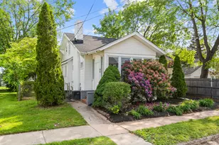 68 Collins St, Hamden, CT 06514 - Photo 1