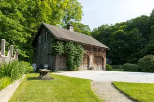 884 Black Rock Tpke, Easton, CT 06612 - Photo 1