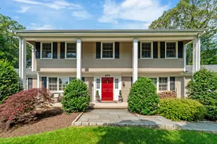 277 Dundee Rd, Stamford, CT 06903 - Photo 1