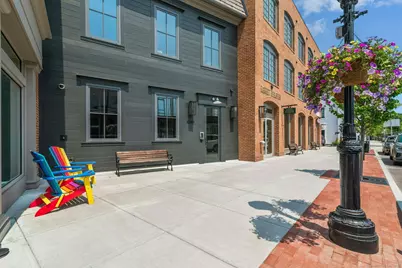 1040 Boston Post Road #304, Darien, CT 06820 - Photo 1