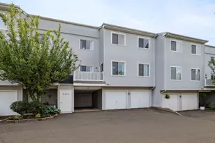 66 Staffordshire Commons Dr, Wallingford, CT 06492 - Photo 1