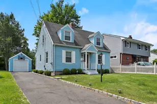 23 Harris St, Norwalk, CT 06850 - Photo 1