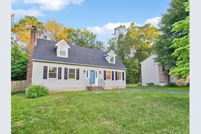 35 Dewey Avenue, Windsor, CT 06095 - Photo 1