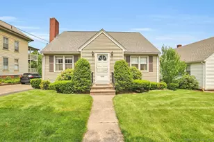 26 Silver St, Meriden, CT 06450 - Photo 1