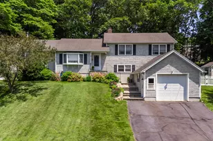 31 Wildwood Dr, Branford, CT 06405 - Photo 1