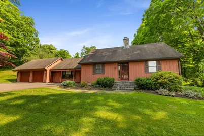 389 Chamberlain Road, Middletown, CT 06457 - Photo 1