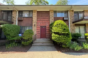 111 Kennedy Dr, Bridgeport, CT 06606 - Photo 1