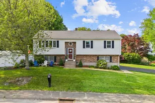 8 Hidden Pond Dr, Waterbury, CT 06704 - Photo 1