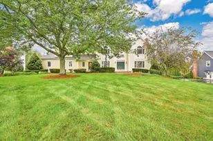 106 Brentwood Dr, Glastonbury, CT 06033 - Photo 1