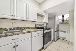 80 Cartright St, Bridgeport, CT 06604 - Photo 1