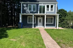 372 Oakland St, Manchester, CT 06042 - Photo 1