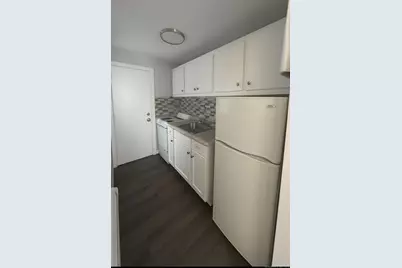 165 McKinley Avenue #8a, Bridgeport, CT 06606 - Photo 1