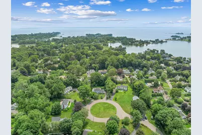 10 Duffys Lane, Darien, CT 06820 - Photo 1