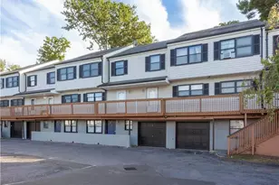 11 Tuttle St, Stamford, CT 06902 - Photo 1