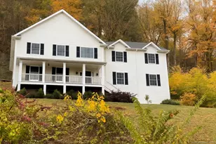 71 Ledges Rd, Ridgefield, CT 06877 - Photo 1