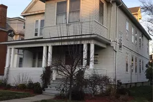 42 South Quaker Ln, West Hartford, CT 06119 - Photo 1