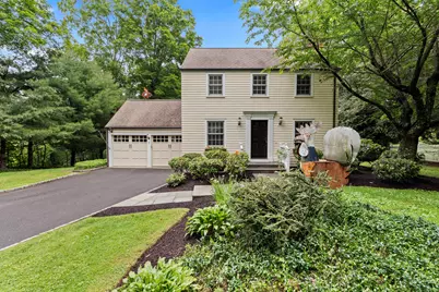 3 Taunton Lane, Newtown, CT 06470 - Photo 1