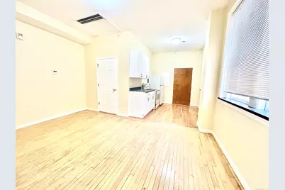 135 West Main Street #2E, Waterbury, CT 06702 - Photo 1