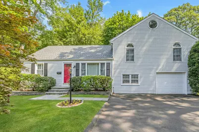 123 Knapp Street, Stamford, CT 06907 - Photo 1