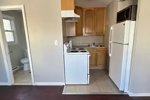 179 Lewis St, Bridgeport, CT 06605 - Photo 1