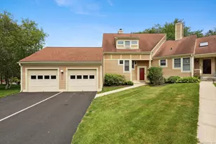 17 Brittania Dr, Danbury, CT 06811 - Photo 1