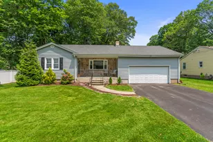 15 Berkley St, Manchester, CT 06042 - Photo 1