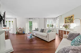 12 Byrne Ct, Farmington, CT 06032 - Photo 1