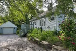 1063 N Main St, Killingly, CT 06241 - Photo 1